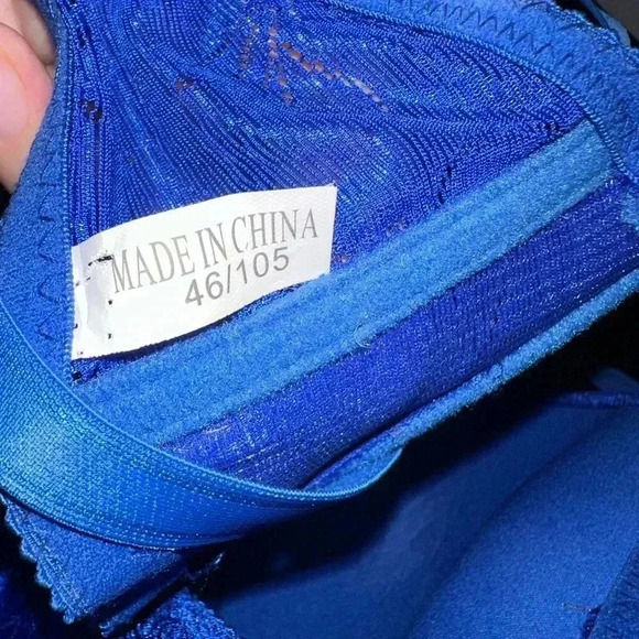 NWOT PADDED BRA SHINY COBALT size 46/105 cup size D - Picture 5 of 5